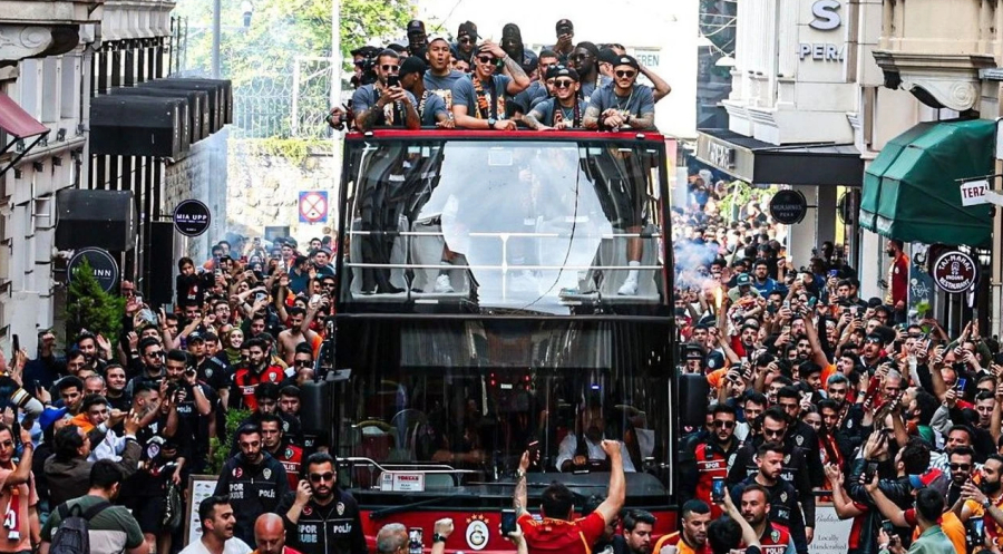 thumbÜstü Açık Otobüs Kiralama